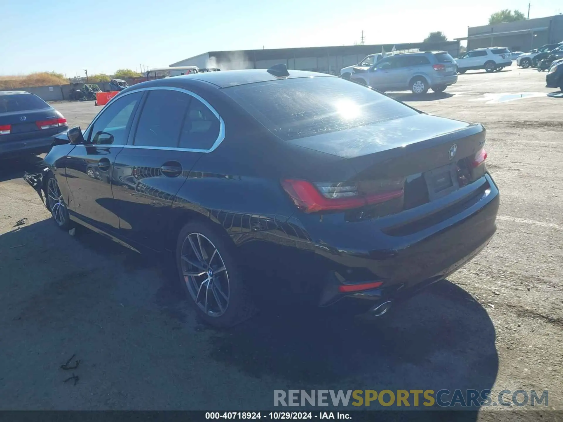3 Фотография поврежденного автомобиля 3MW5R1J07M8B89769 BMW 330I 2021