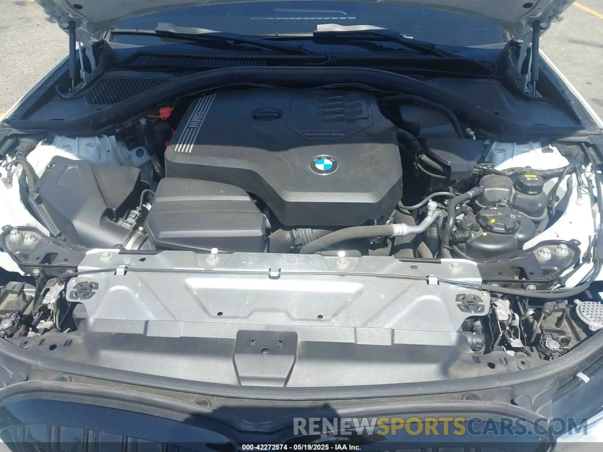 10 Фотография поврежденного автомобиля 3MW5R1J07M8C10703 BMW 330I 2021