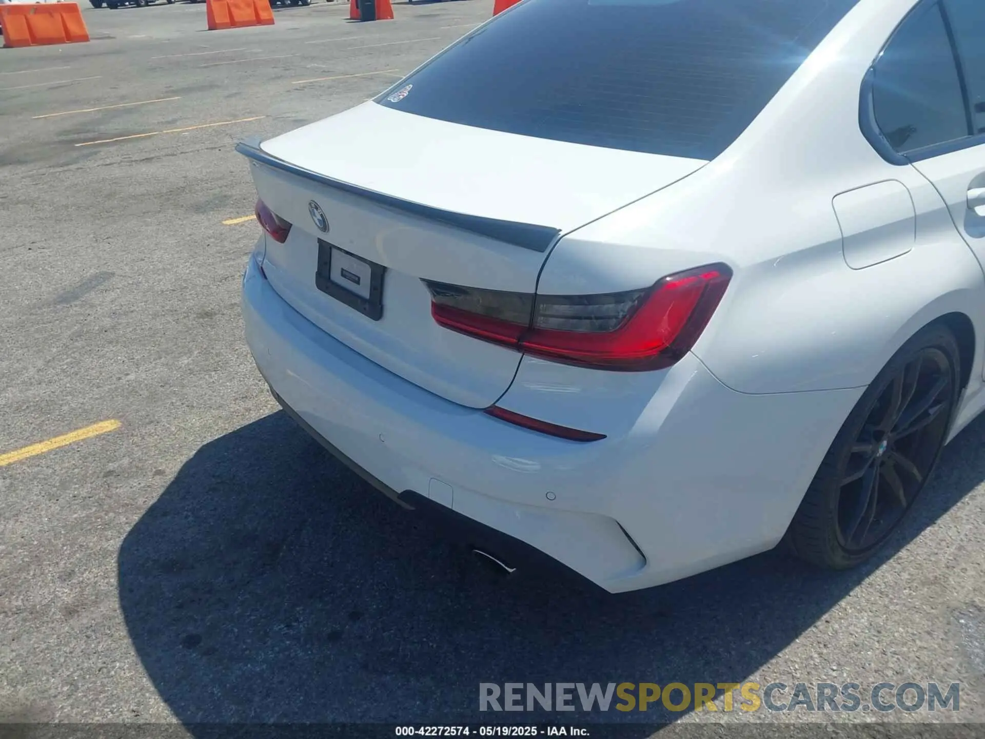 4 Фотография поврежденного автомобиля 3MW5R1J07M8C10703 BMW 330I 2021