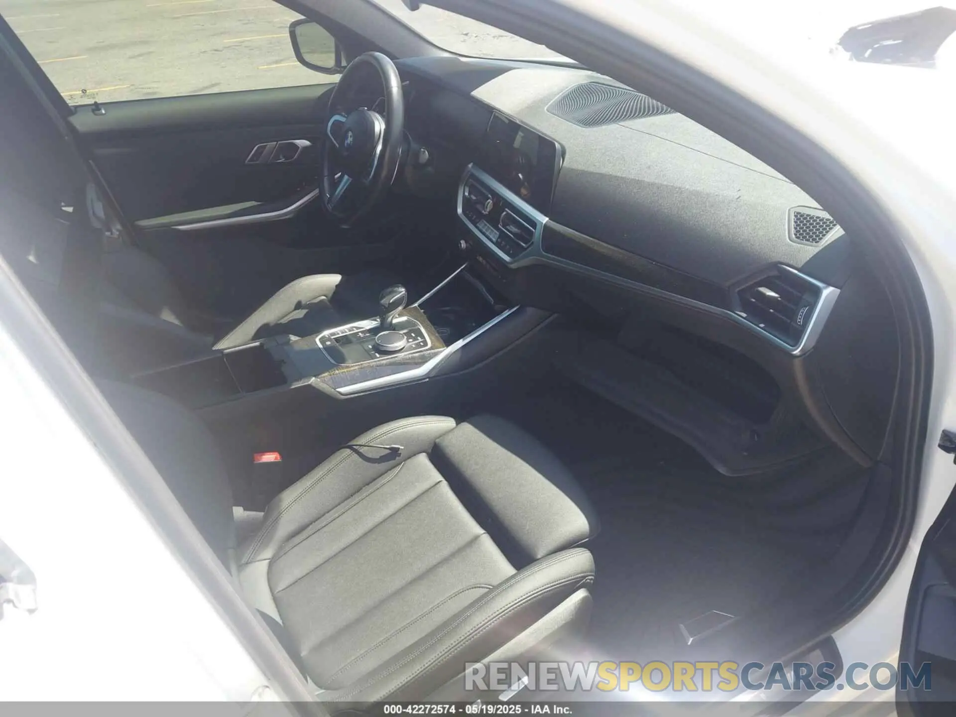 5 Фотография поврежденного автомобиля 3MW5R1J07M8C10703 BMW 330I 2021