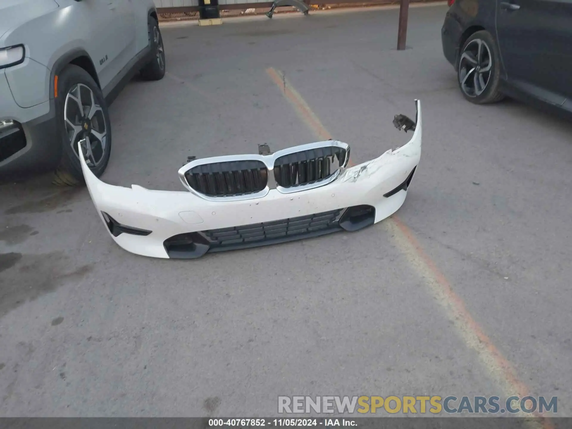12 Фотография поврежденного автомобиля 3MW5R1J0XM8C07097 BMW 330I 2021