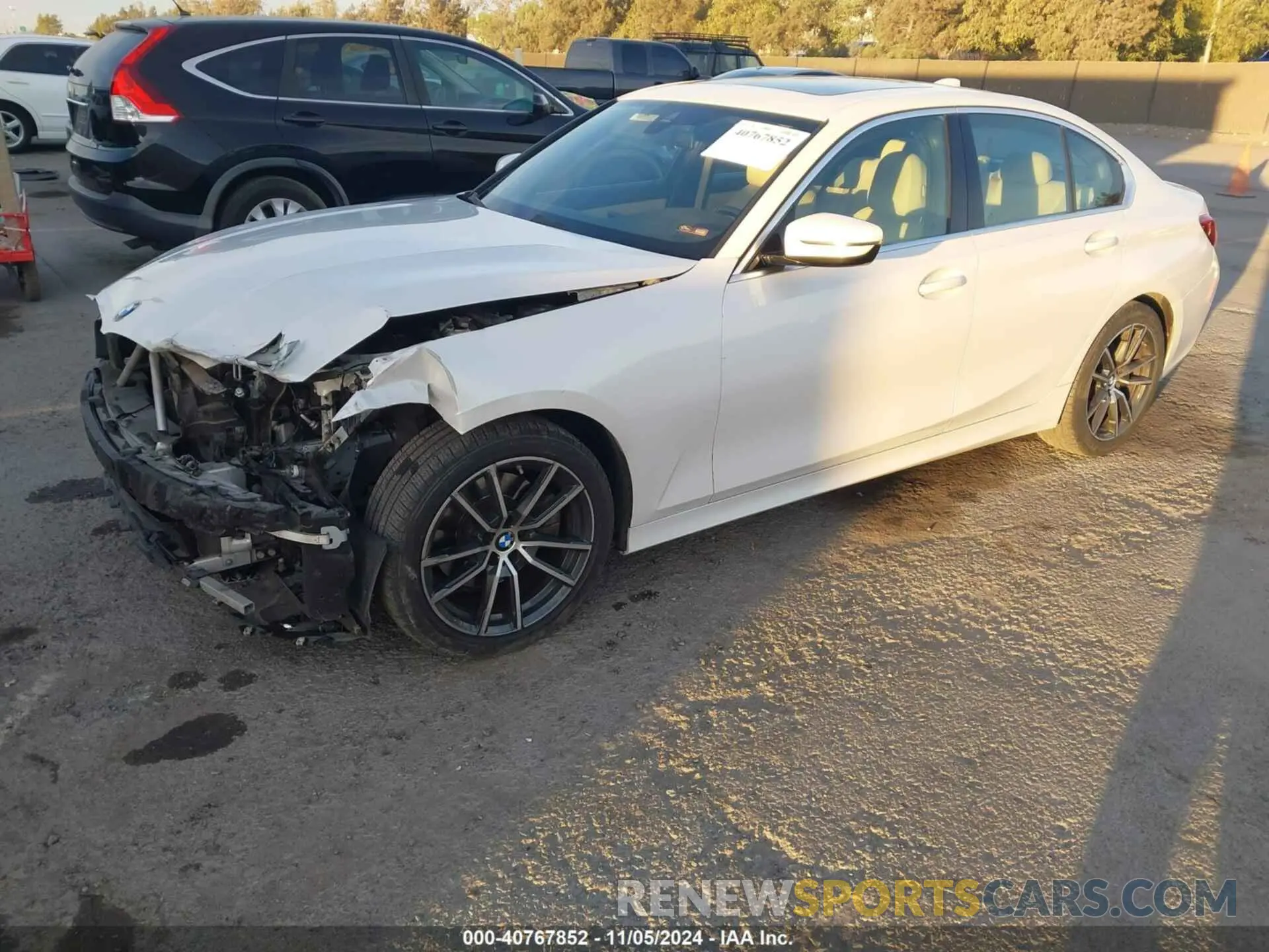 2 Фотография поврежденного автомобиля 3MW5R1J0XM8C07097 BMW 330I 2021