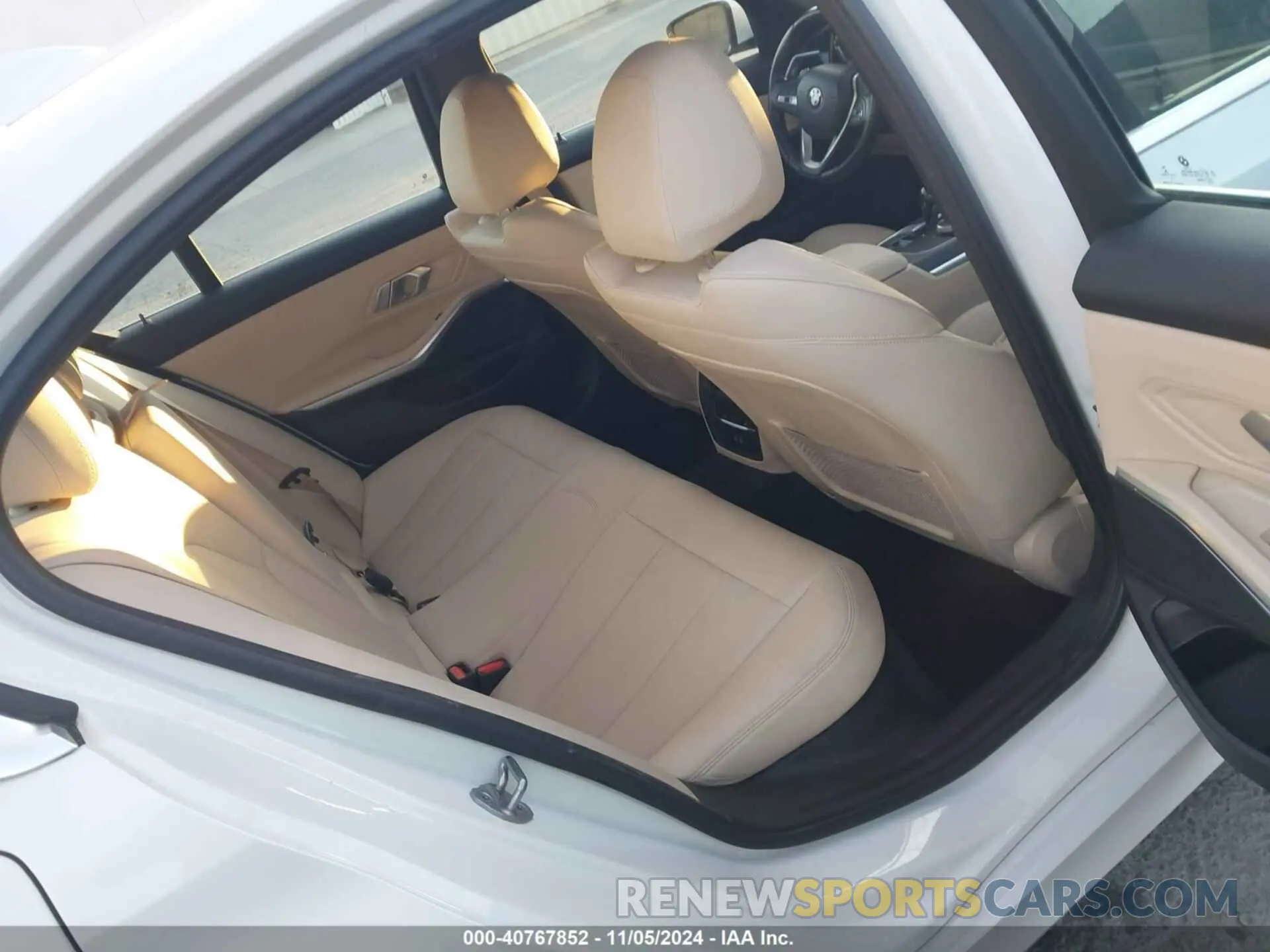 8 Фотография поврежденного автомобиля 3MW5R1J0XM8C07097 BMW 330I 2021