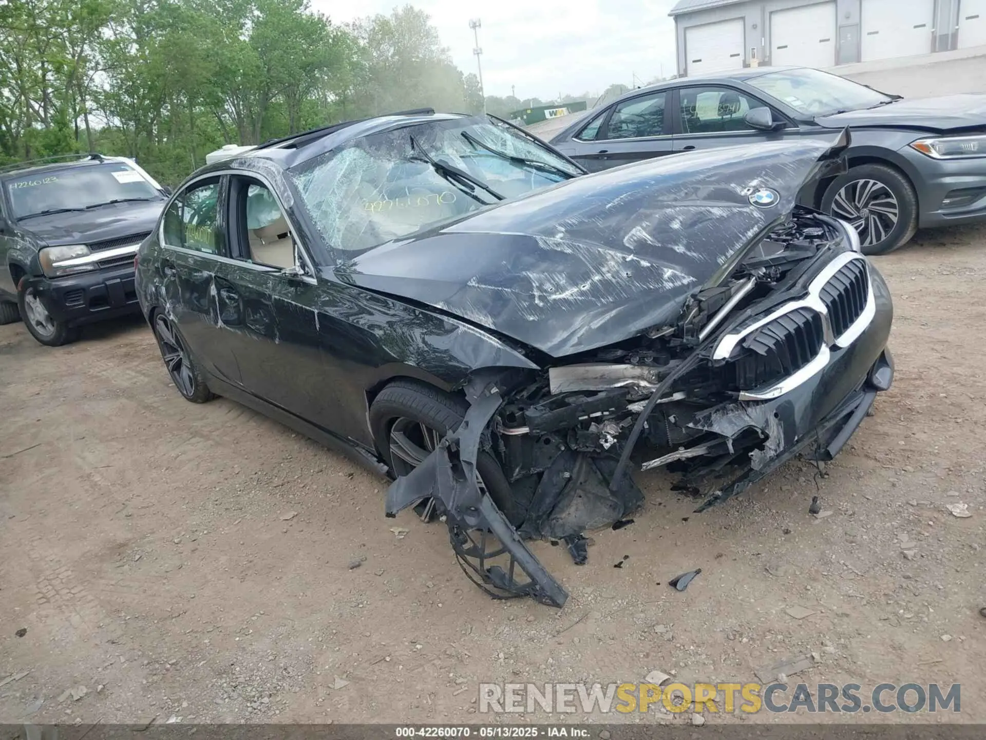 1 Фотография поврежденного автомобиля 3MW5R7J00M8B79538 BMW 330I 2021