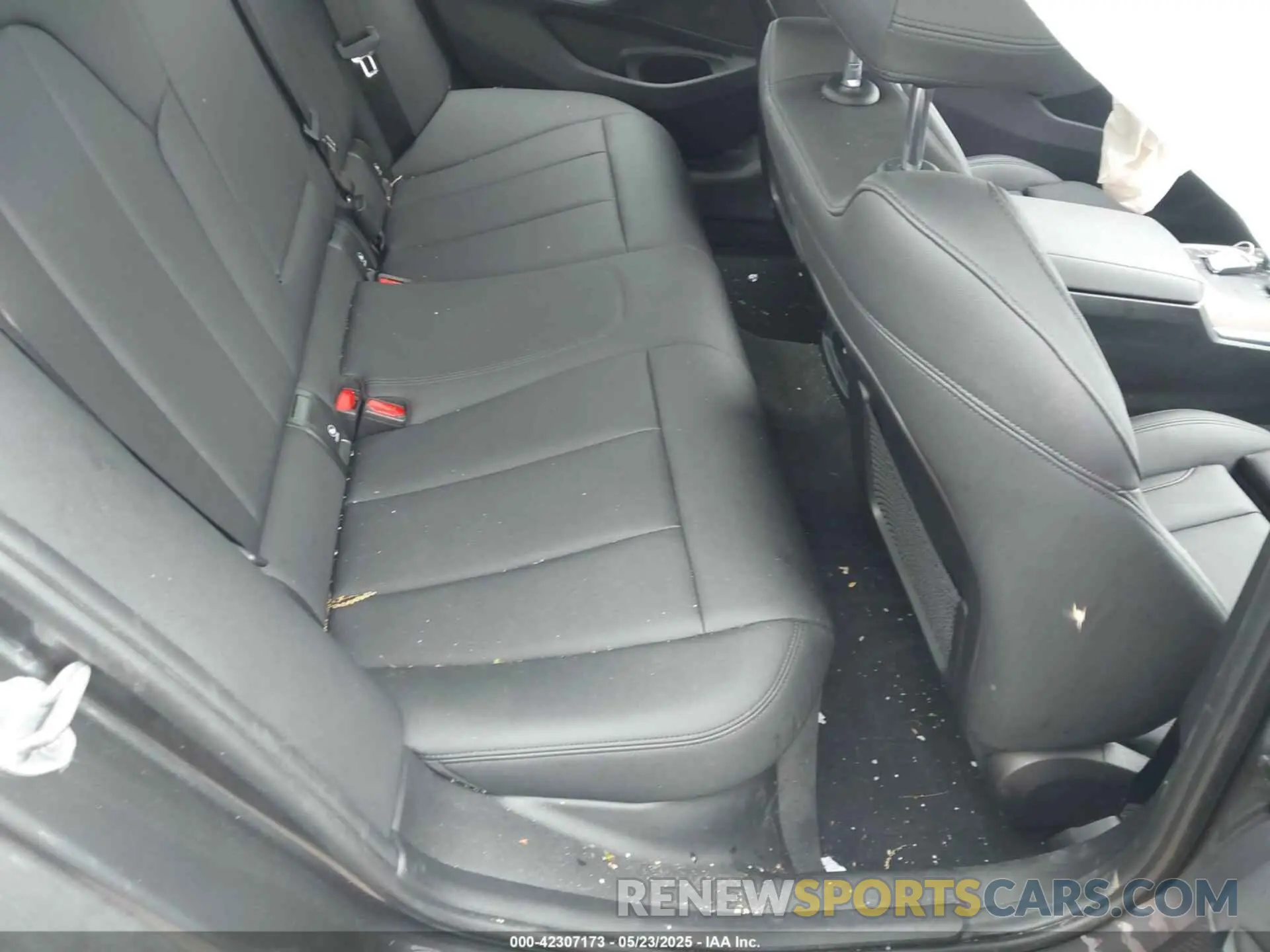 8 Фотография поврежденного автомобиля 3MW5R7J01M8B94131 BMW 330I 2021