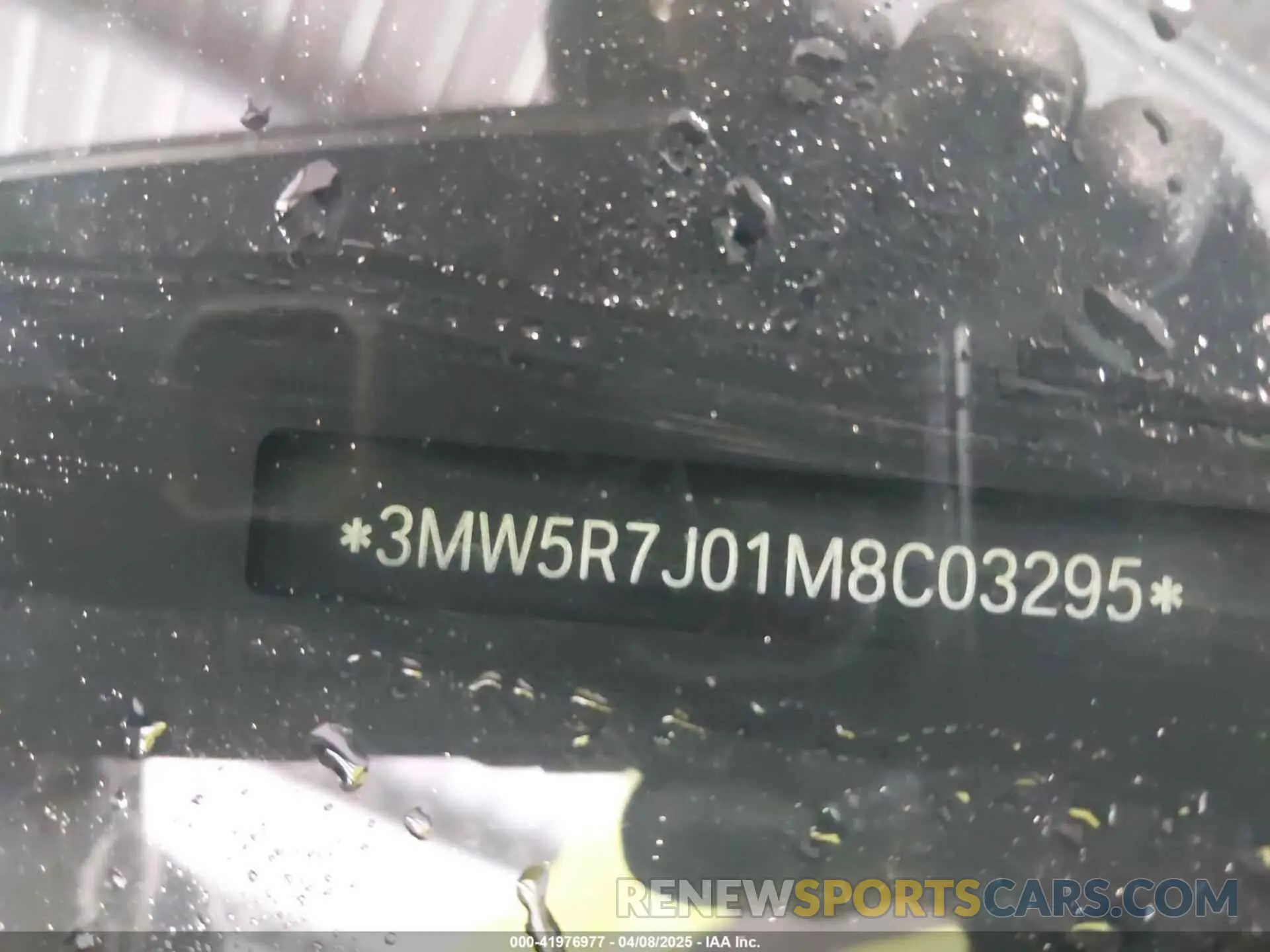 9 Фотография поврежденного автомобиля 3MW5R7J01M8C03295 BMW 330I 2021