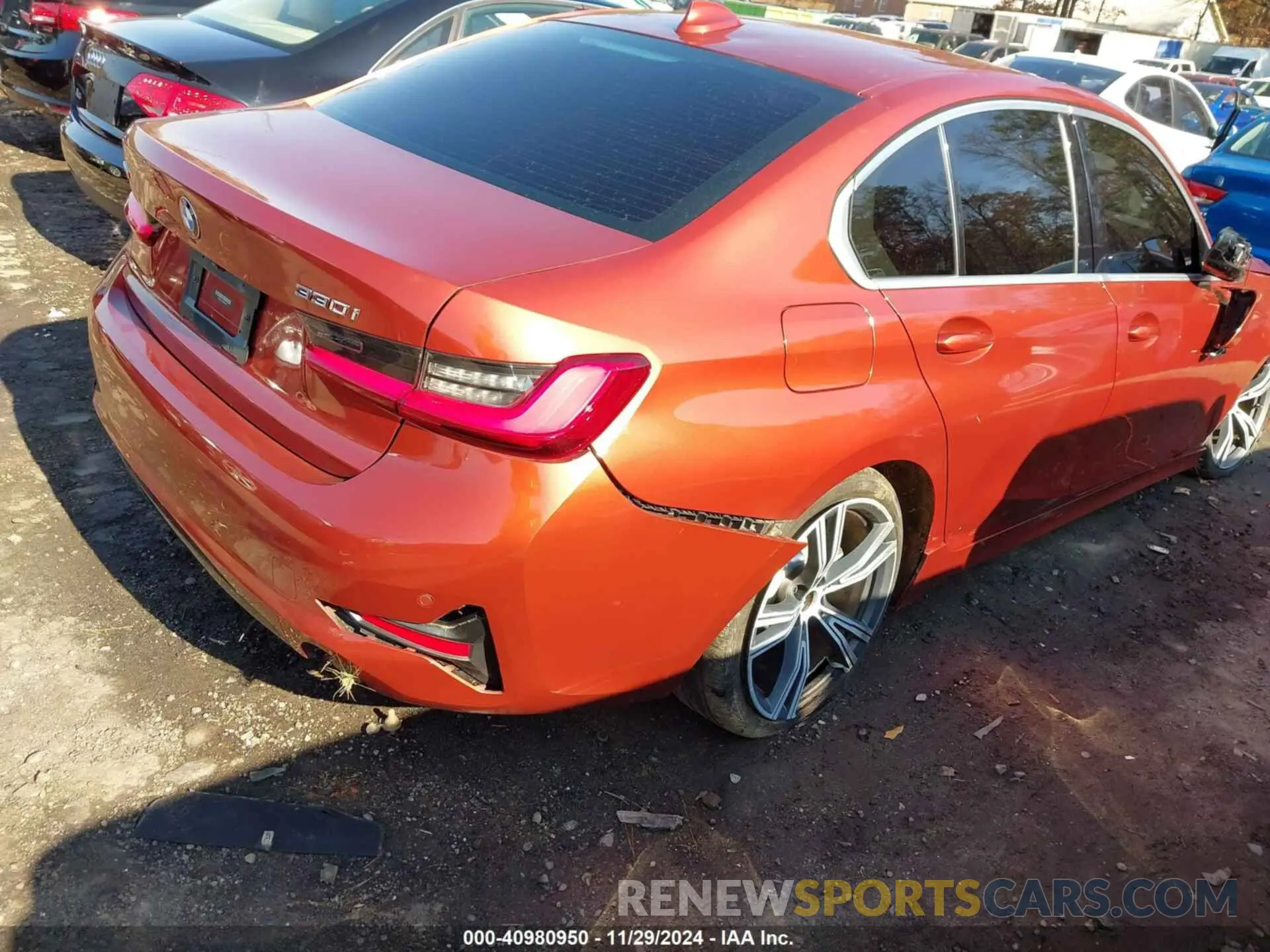 4 Фотография поврежденного автомобиля 3MW5R7J06M8B48407 BMW 330I 2021