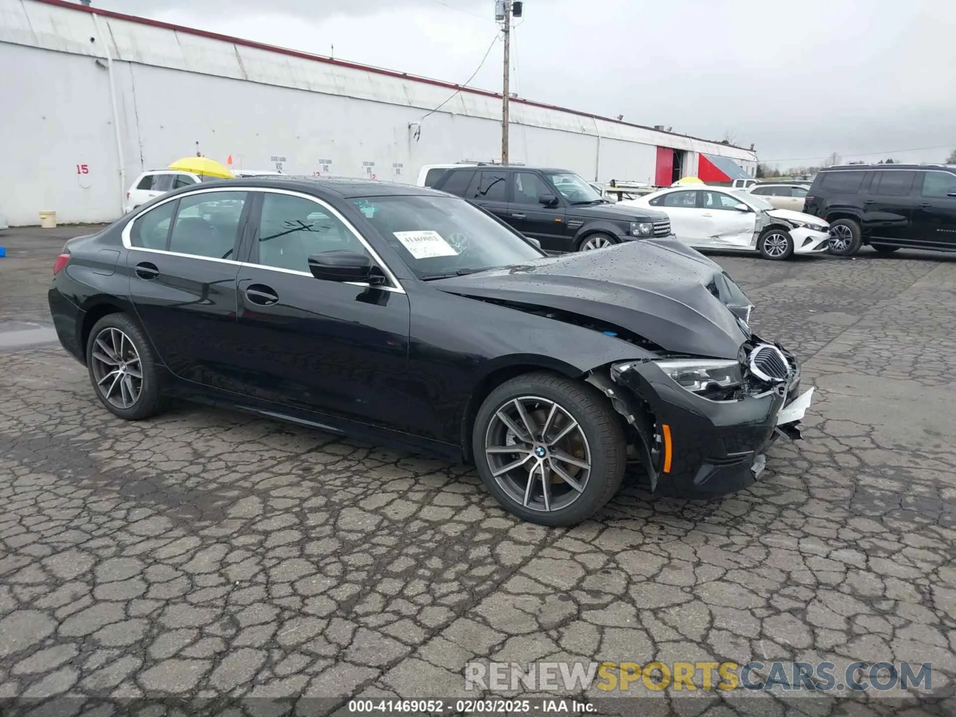 1 Фотография поврежденного автомобиля 3MW5R7J08M8C16500 BMW 330I 2021