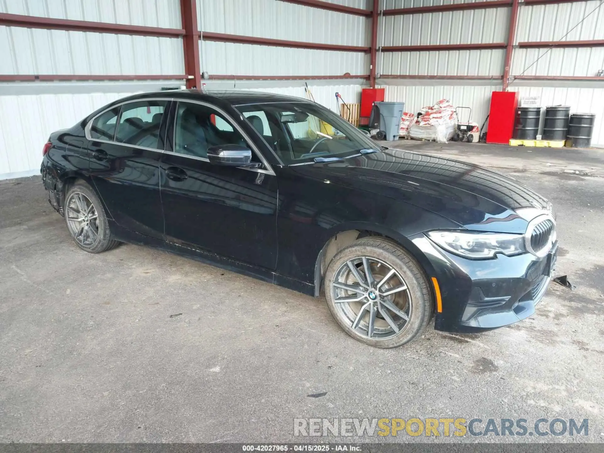 1 Фотография поврежденного автомобиля 3MW5R7J0XM8B58647 BMW 330I 2021