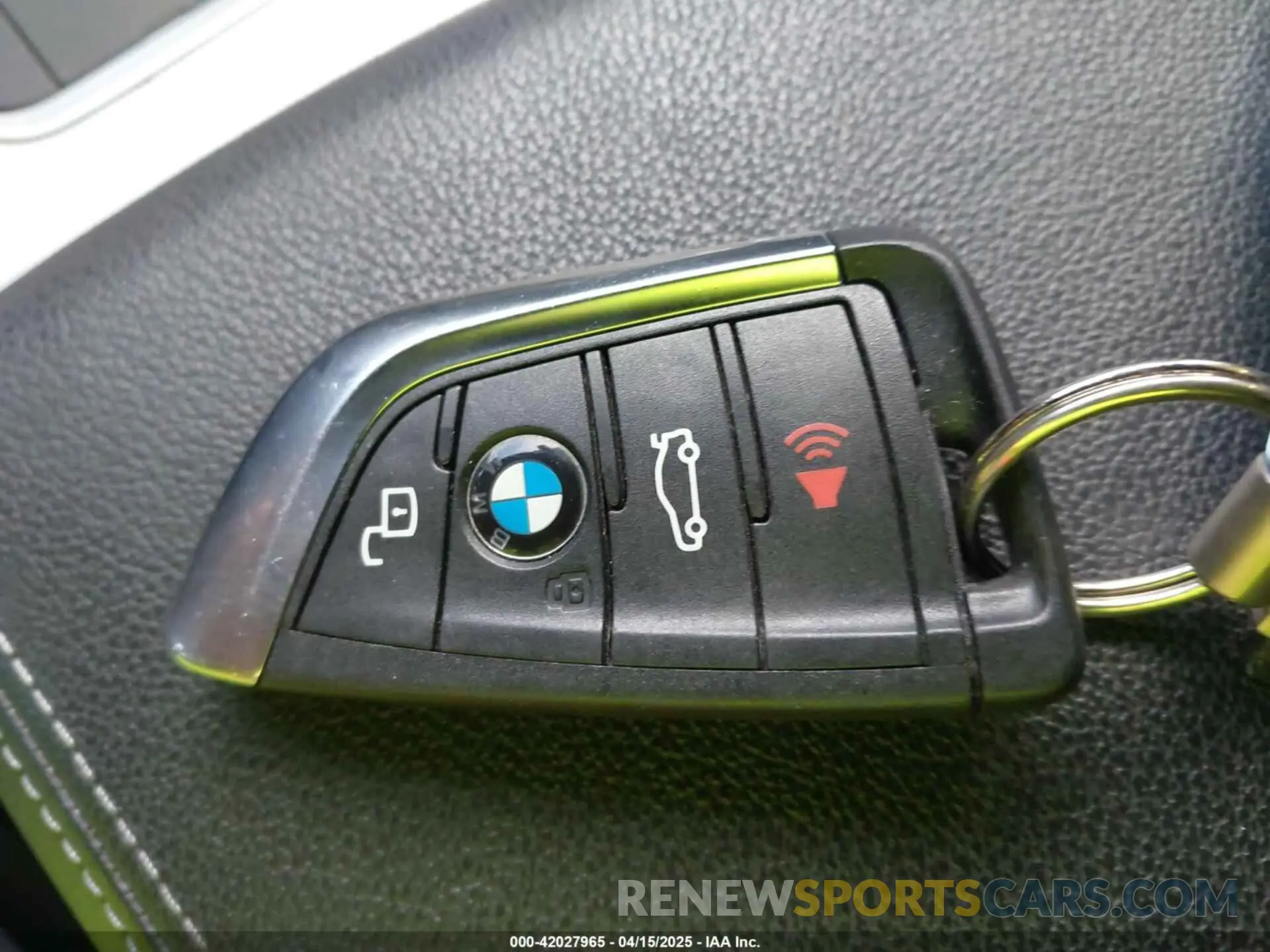 11 Фотография поврежденного автомобиля 3MW5R7J0XM8B58647 BMW 330I 2021