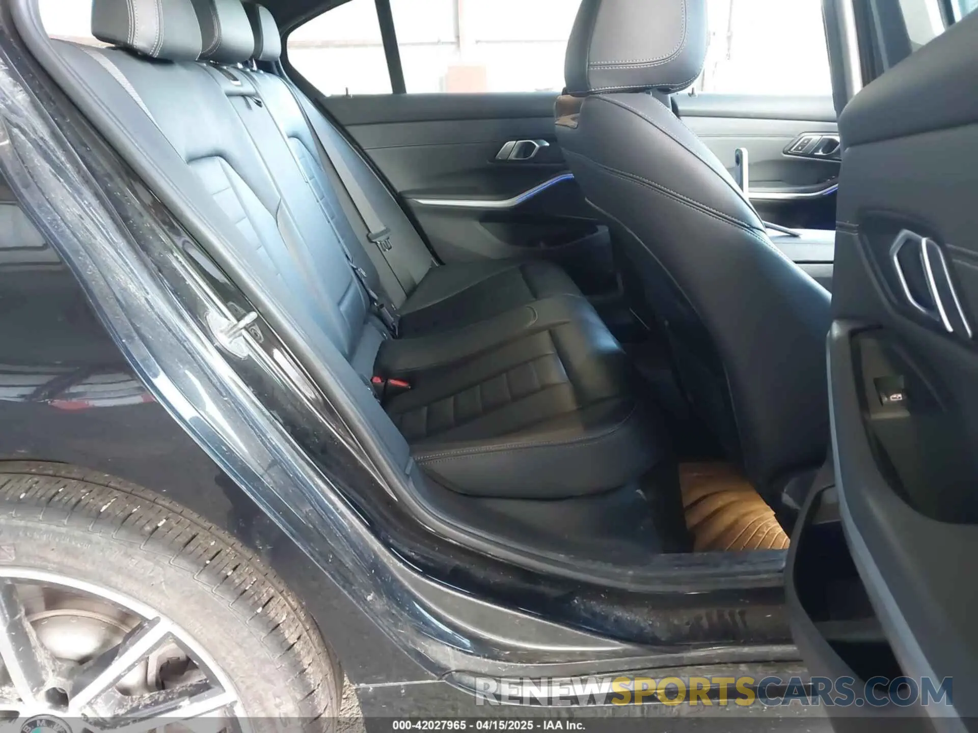8 Фотография поврежденного автомобиля 3MW5R7J0XM8B58647 BMW 330I 2021