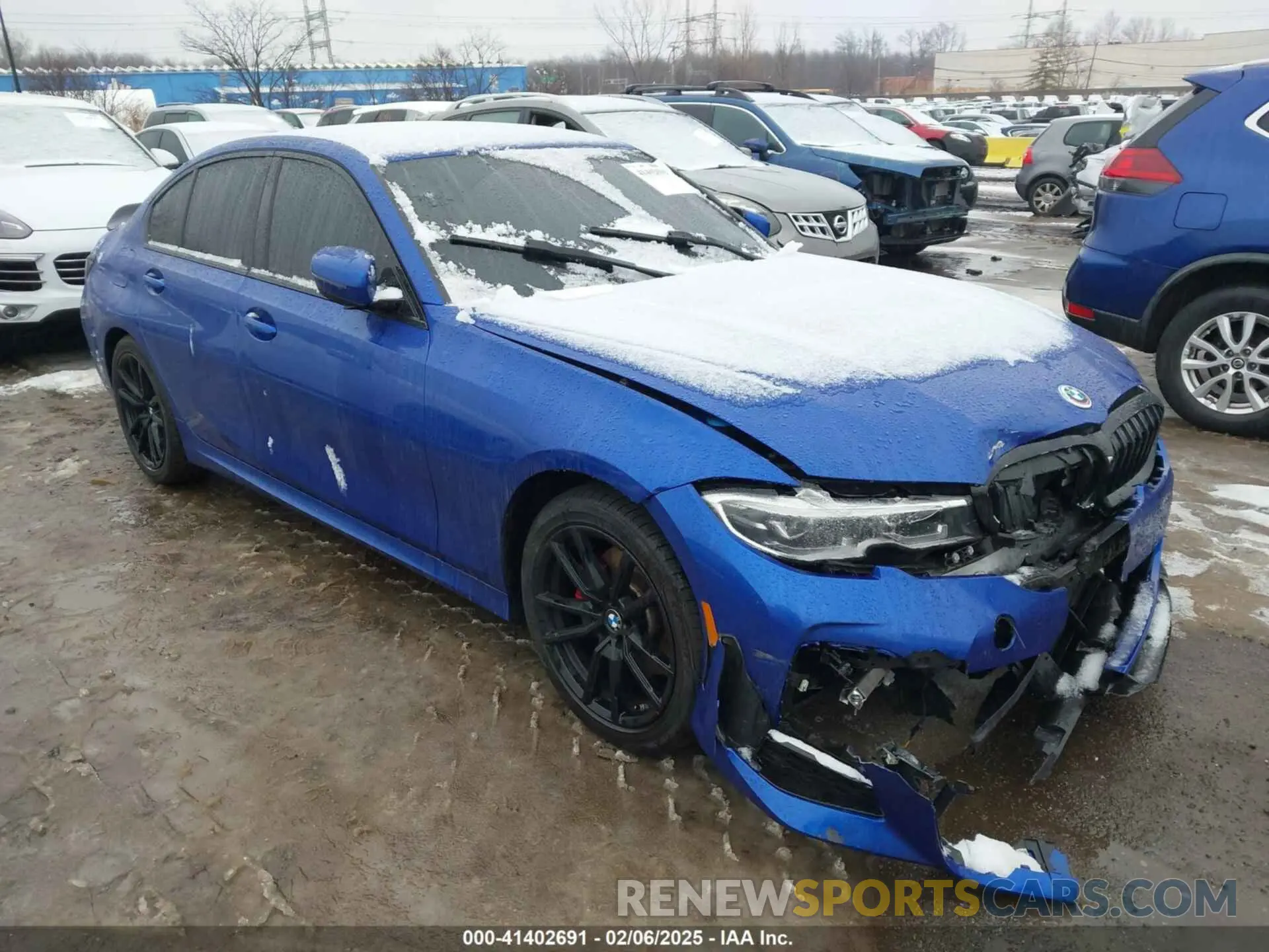 1 Фотография поврежденного автомобиля 3MW5R7J0XM8B72564 BMW 330I 2021
