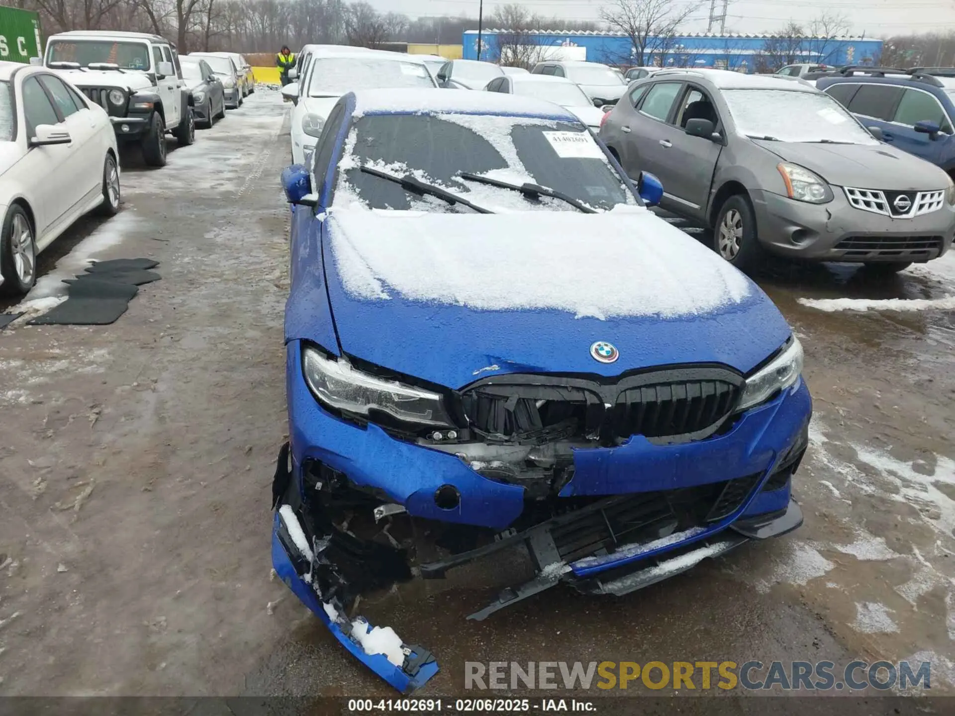 12 Фотография поврежденного автомобиля 3MW5R7J0XM8B72564 BMW 330I 2021