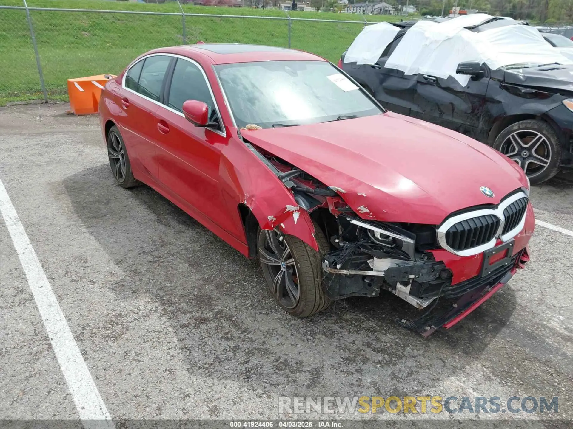 1 Фотография поврежденного автомобиля 3MW5R7J0XM8B84956 BMW 330I 2021