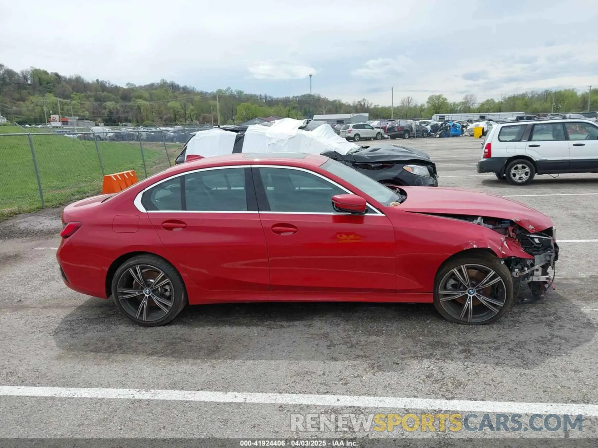 12 Фотография поврежденного автомобиля 3MW5R7J0XM8B84956 BMW 330I 2021