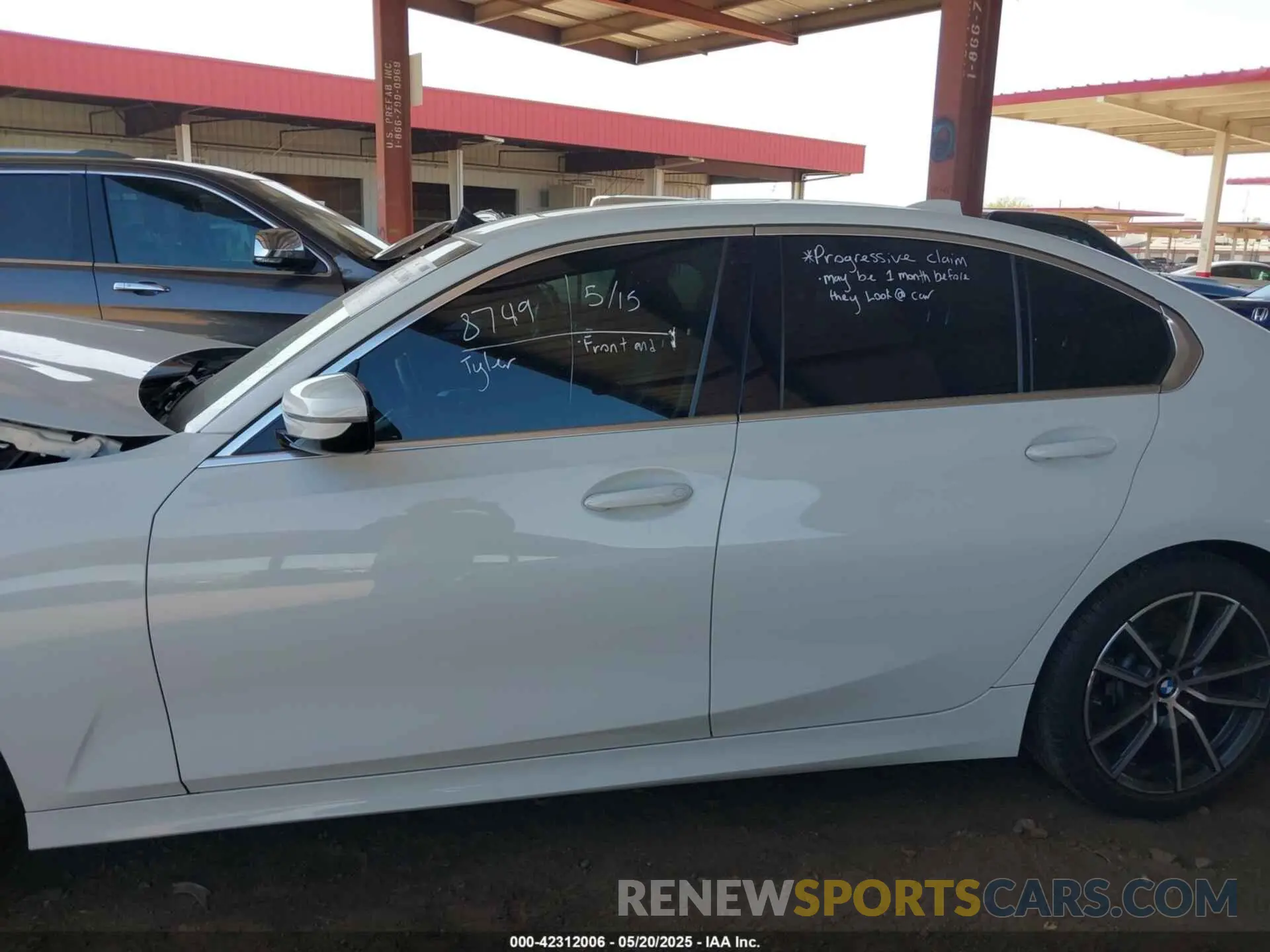 14 Photograph of a damaged car 3MW5R1J01N8C47893 BMW 330I 2022