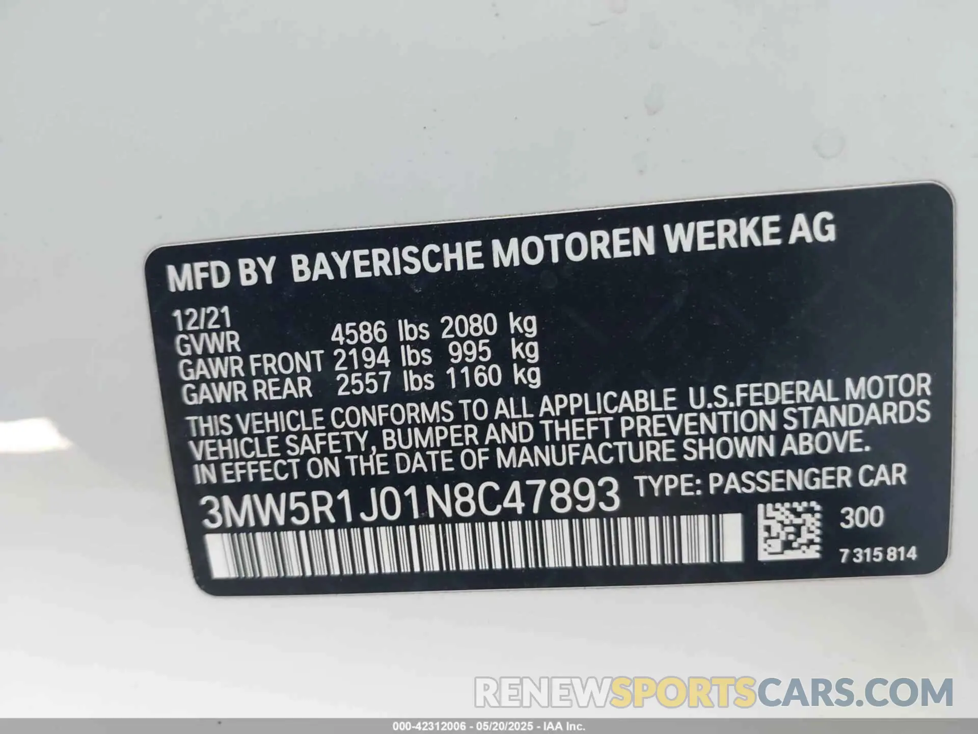 9 Photograph of a damaged car 3MW5R1J01N8C47893 BMW 330I 2022