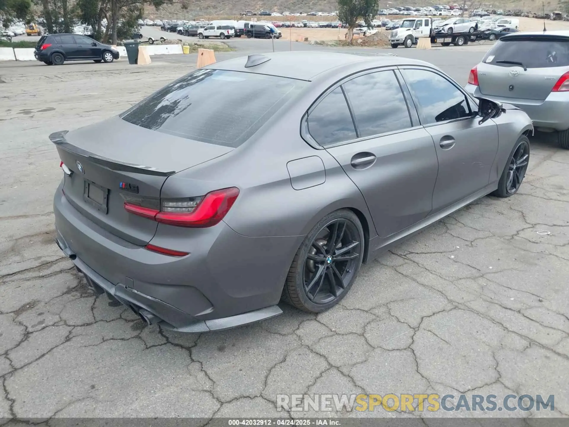 4 Photograph of a damaged car 3MW5R1J05N8C22351 BMW 330I 2022