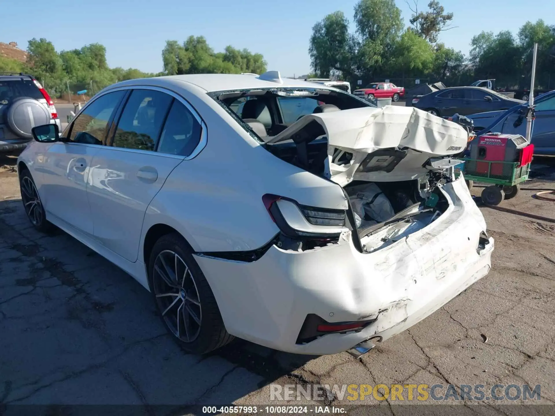 3 Фотография поврежденного автомобиля 3MW5R1J05N8C53583 BMW 330I 2022