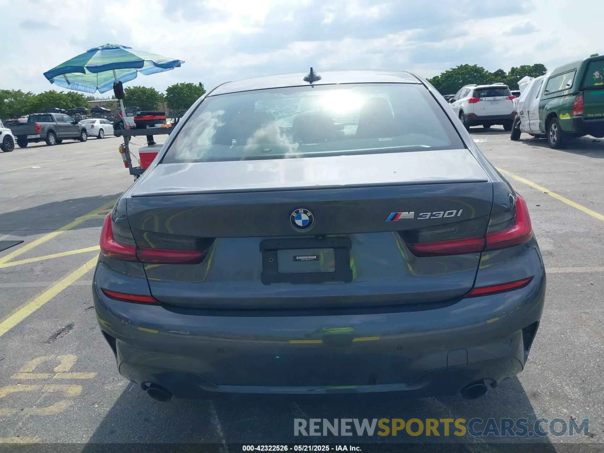 16 Фотография поврежденного автомобиля 3MW5R1J0XN8C41168 BMW 330I 2022