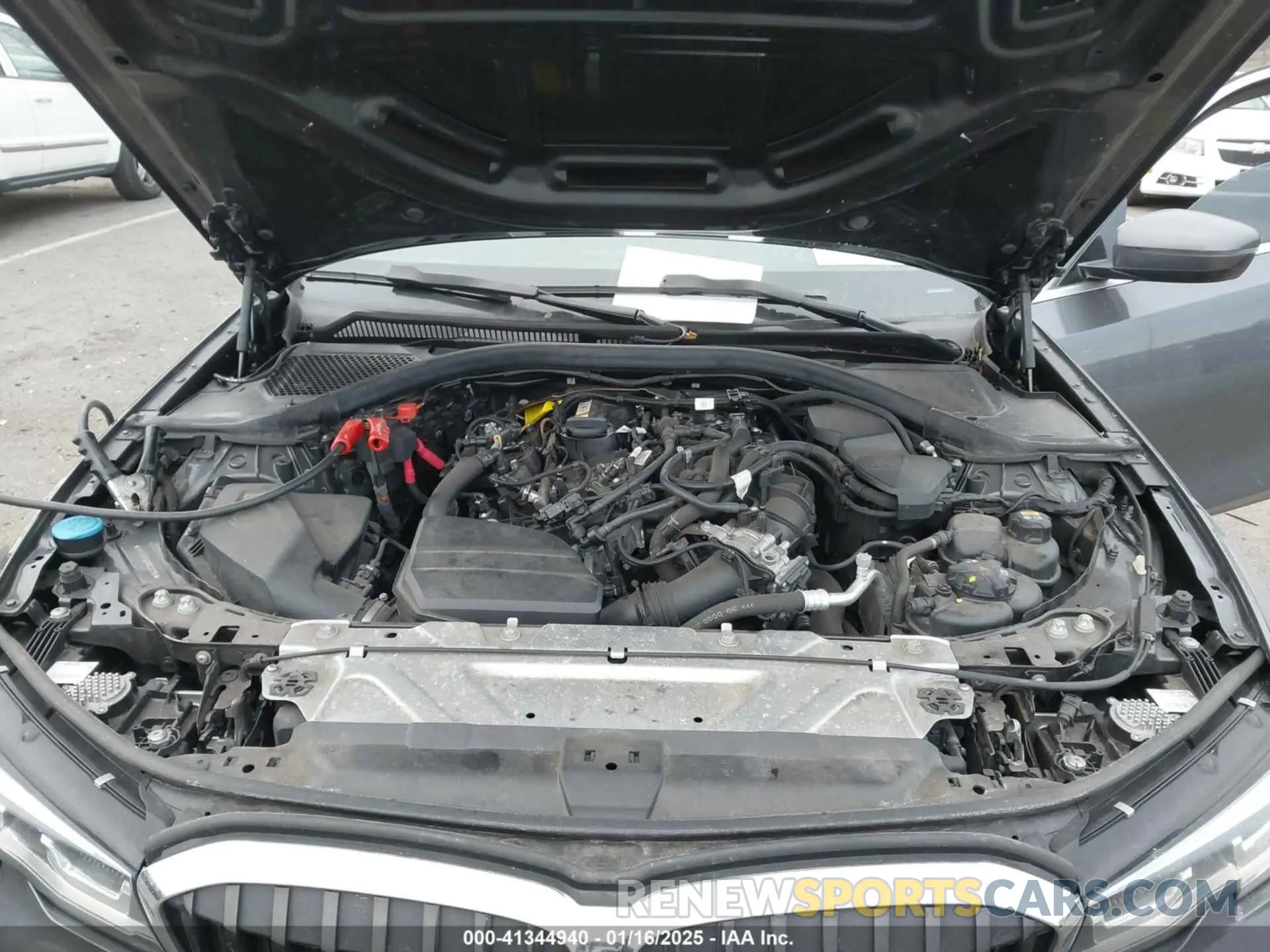 10 Фотография поврежденного автомобиля 3MW5R7J01N8C24195 BMW 330I 2022