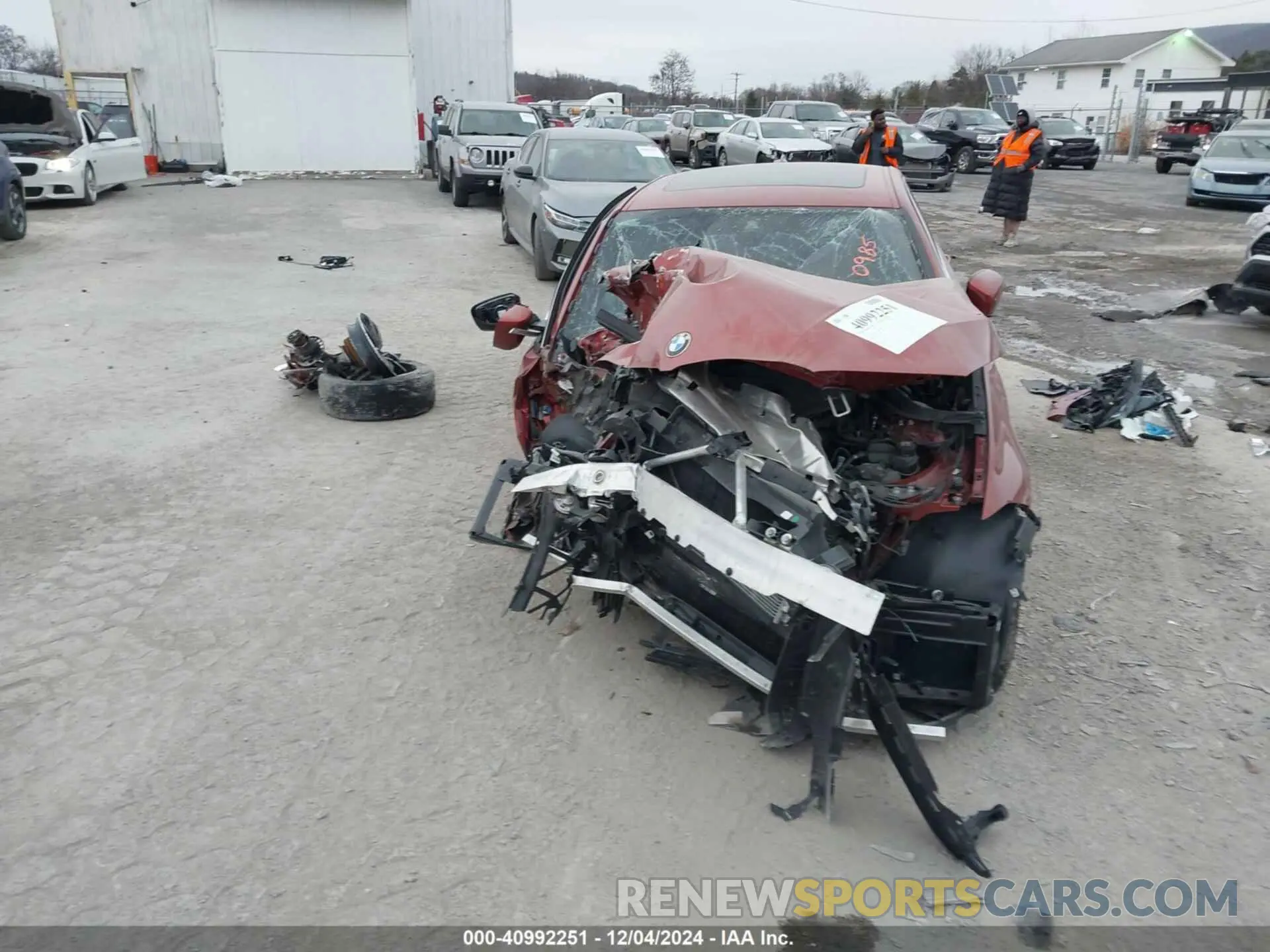 12 Фотография поврежденного автомобиля 3MW5R7J01N8C60985 BMW 330I 2022