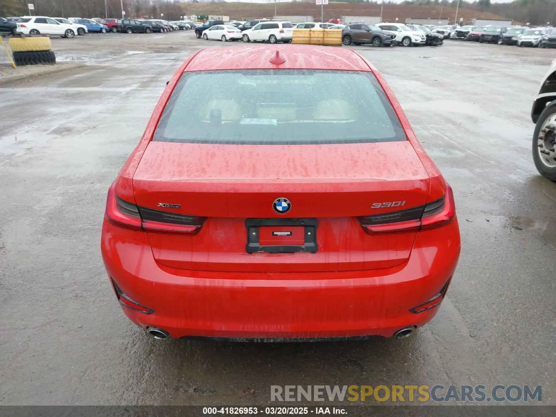 16 Photograph of a damaged car 3MW5R7J03N8C40477 BMW 330I 2022
