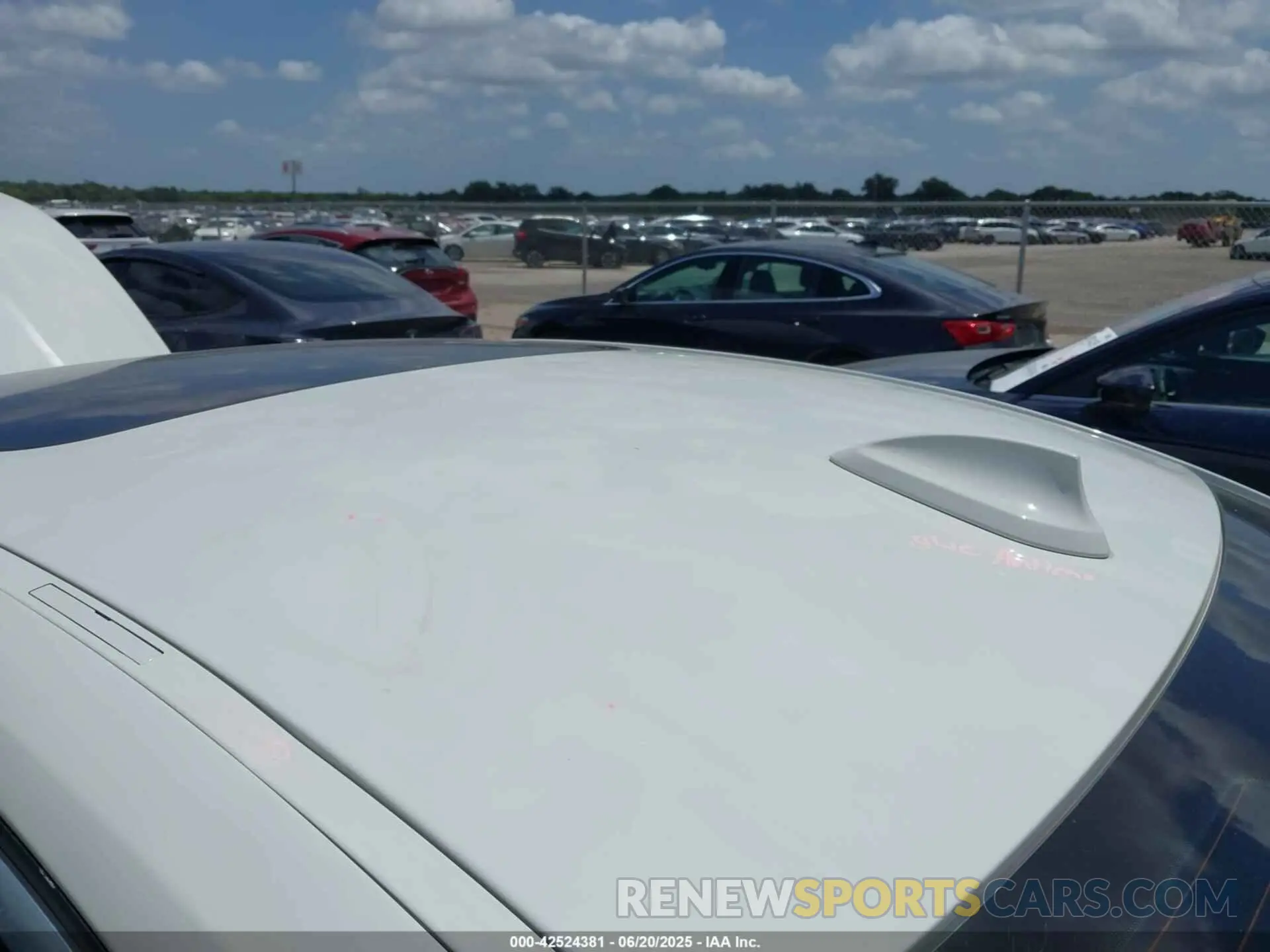 6 Фотография поврежденного автомобиля 3MW5R7J03N8C52967 BMW 330I 2022
