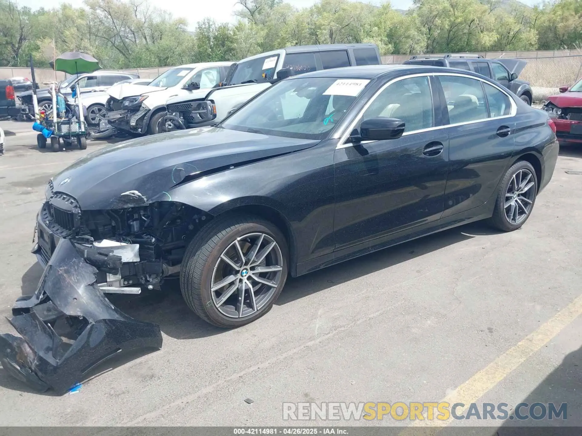 2 Photograph of a damaged car 3MW5R7J05N8C70113 BMW 330I 2022
