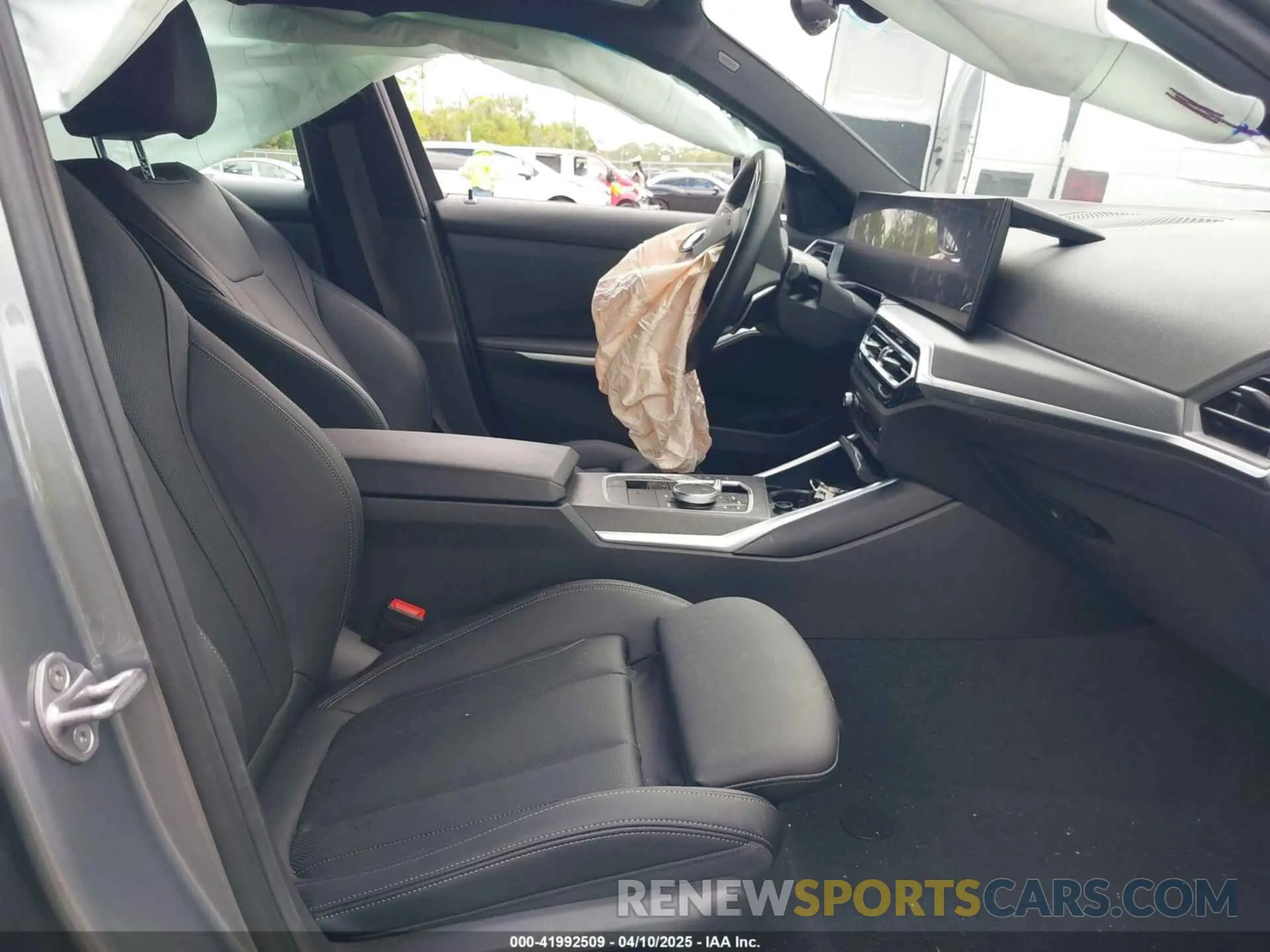 5 Фотография поврежденного автомобиля 3MW69FF00P8D61512 BMW 330I 2023
