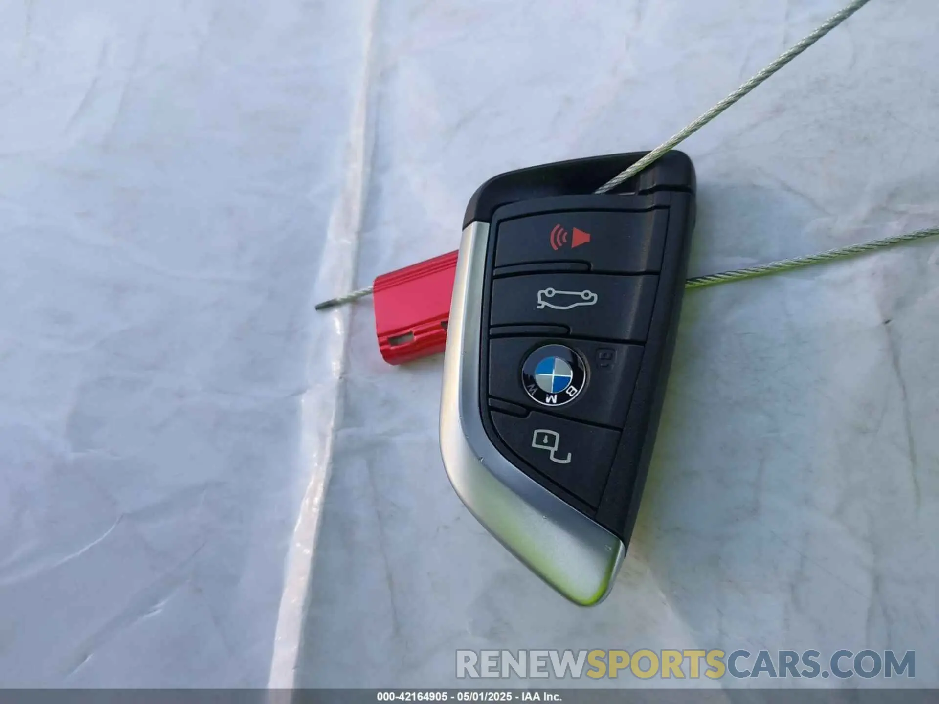 11 Photograph of a damaged car 3MW69FF07P8D18303 BMW 330I 2023