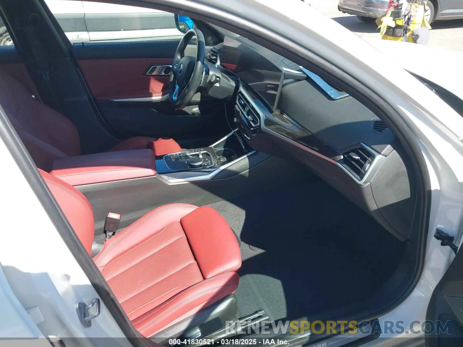 5 Фотография поврежденного автомобиля 3MW89FF04P8D43734 BMW 330I 2023