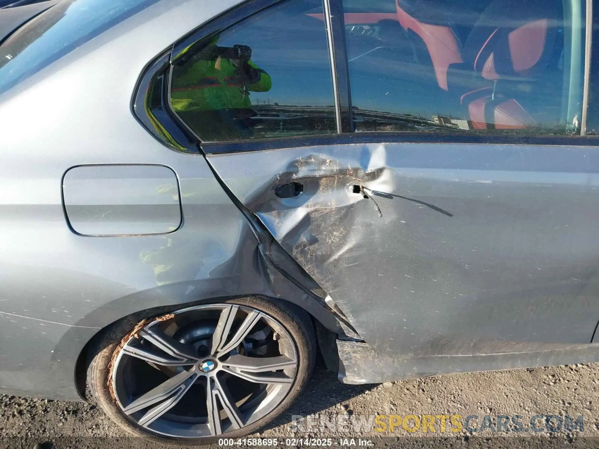 6 Photograph of a damaged car 3MW89FF06P8D52693 BMW 330I 2023