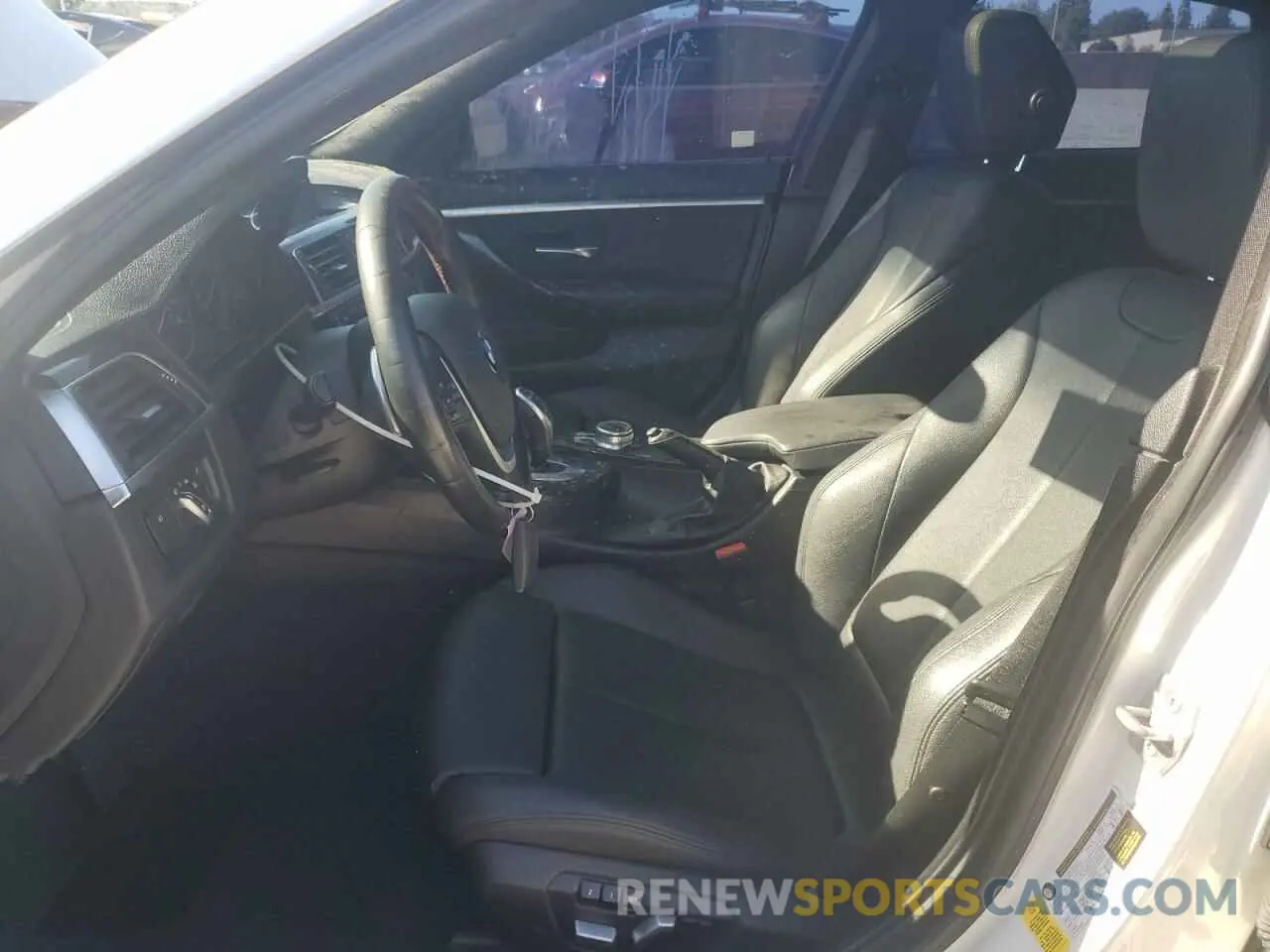 7 Photograph of a damaged car WBA4J1C56KBM16117 BMW 4 SERIES 2019