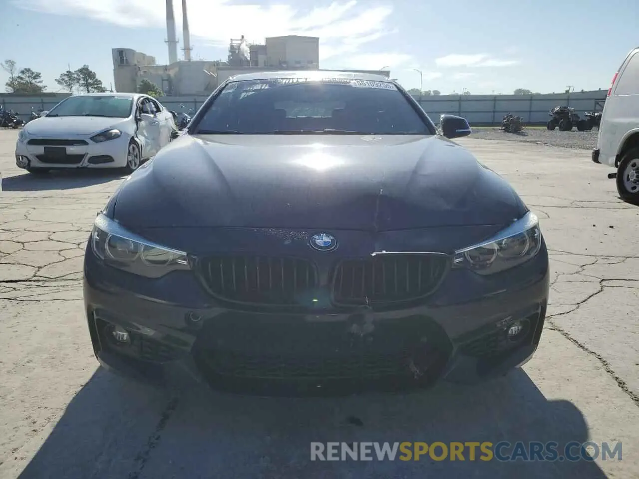 5 Photograph of a damaged car WBA4J1C57KBM12366 BMW 4 SERIES 2019