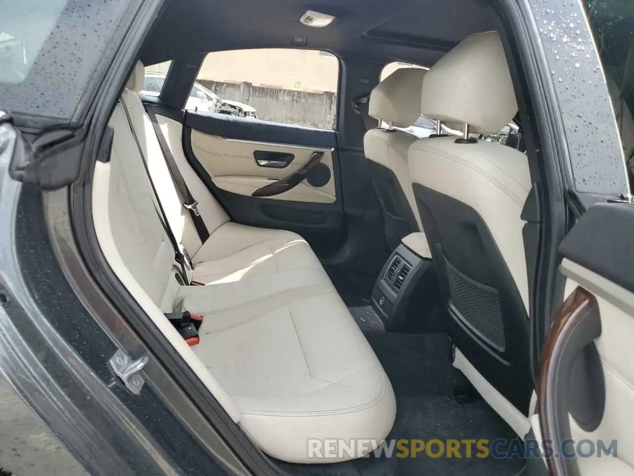 10 Photograph of a damaged car WBA4J1C57KBM18376 BMW 4 SERIES 2019