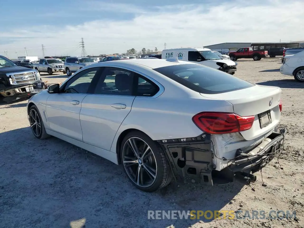 2 Фотография поврежденного автомобиля WBA4J1C57KBM19141 BMW 4 SERIES 2019