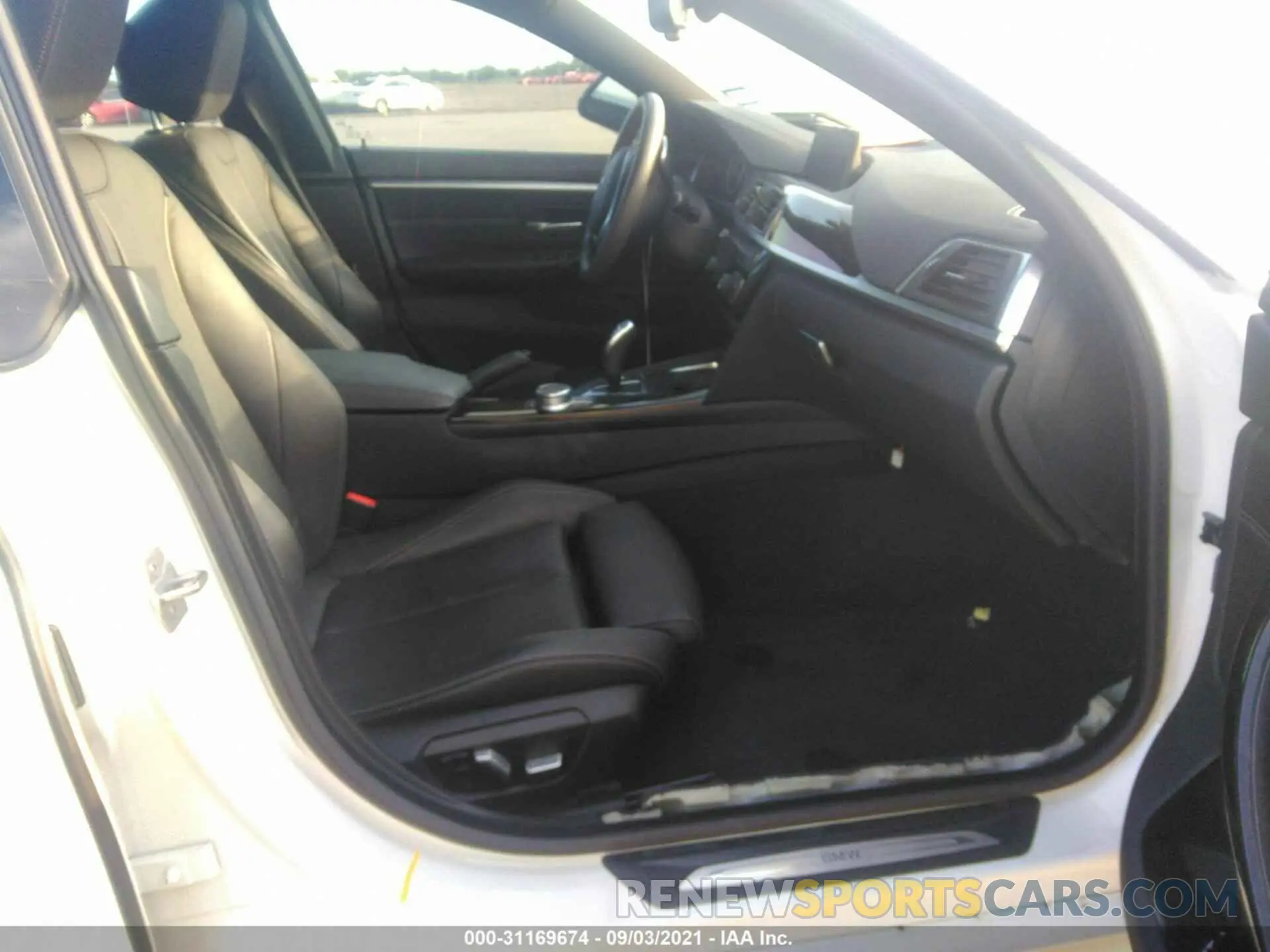 5 Photograph of a damaged car WBA4J1C5XKBM18758 BMW 4 SERIES 2019