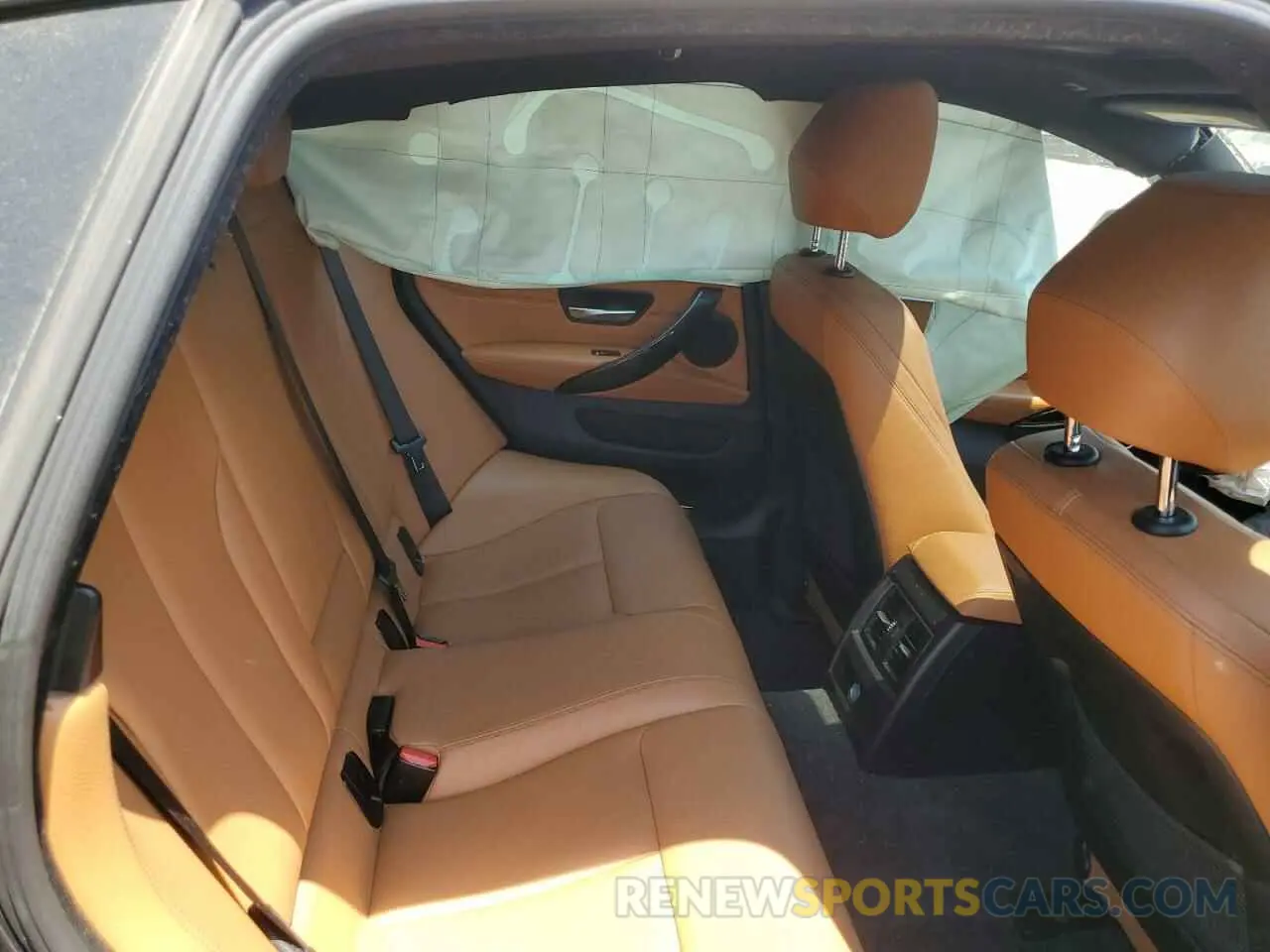 10 Photograph of a damaged car WBA4J3C51KBL05812 BMW 4 SERIES 2019