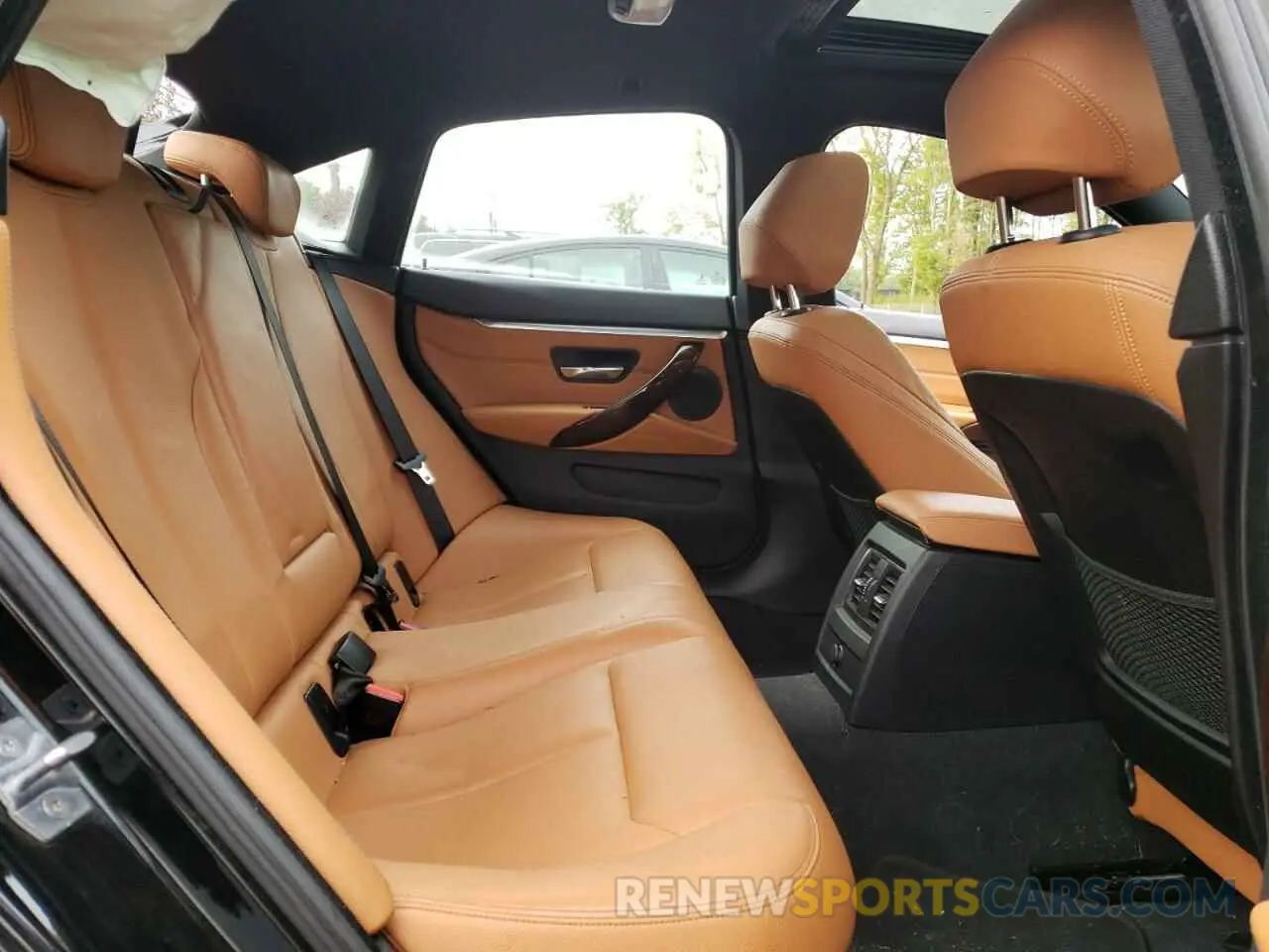 10 Photograph of a damaged car WBA4J3C51KBL08709 BMW 4 SERIES 2019