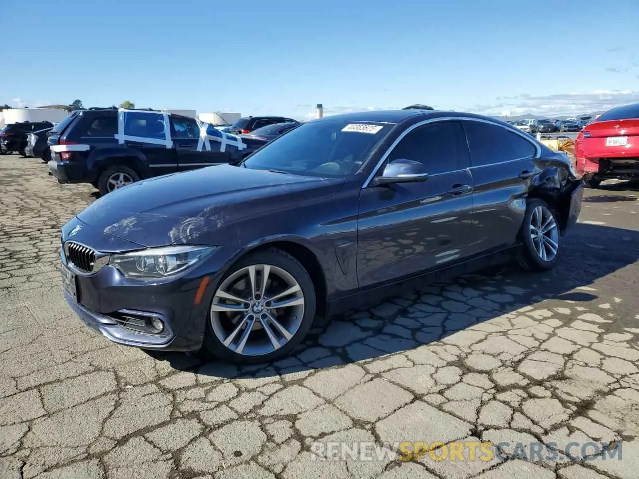 1 Фотография поврежденного автомобиля WBA4J3C57KBL08701 BMW 4 SERIES 2019