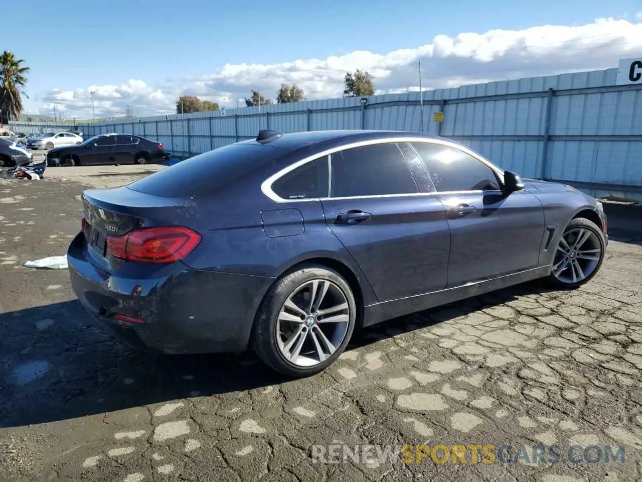3 Фотография поврежденного автомобиля WBA4J3C57KBL08701 BMW 4 SERIES 2019