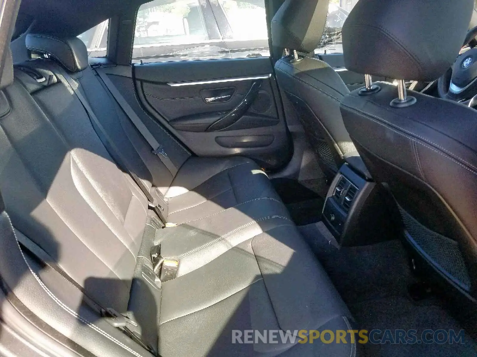 6 Photograph of a damaged car WBA4J3C59KBL09414 BMW 4 SERIES 2019