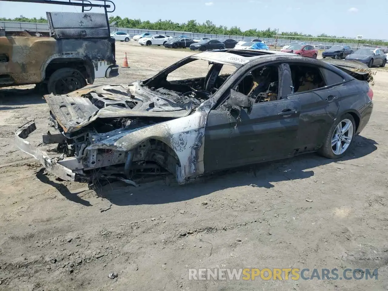 1 Photograph of a damaged car WBA4J5C53KBU79070 BMW 4 SERIES 2019