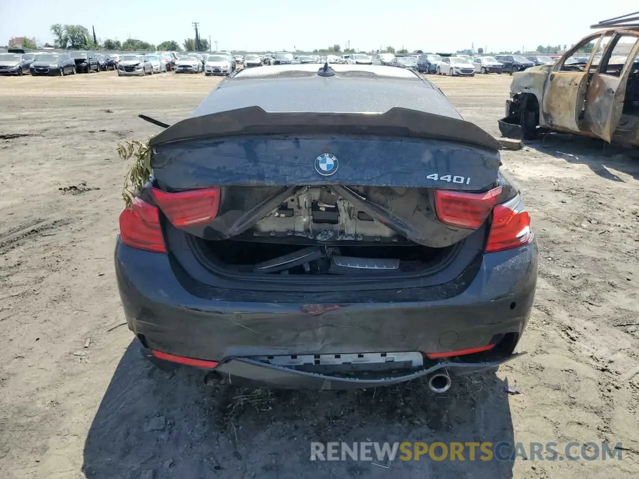 6 Photograph of a damaged car WBA4J5C53KBU79070 BMW 4 SERIES 2019