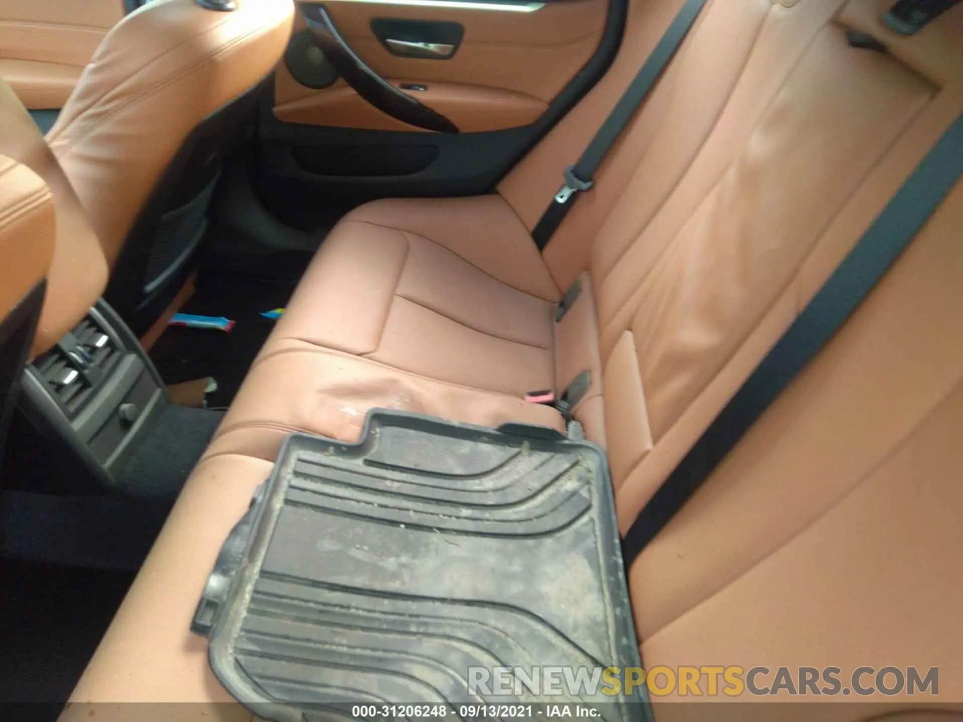 8 Фотография поврежденного автомобиля WBA4J7C52KBM75944 BMW 4 SERIES 2019