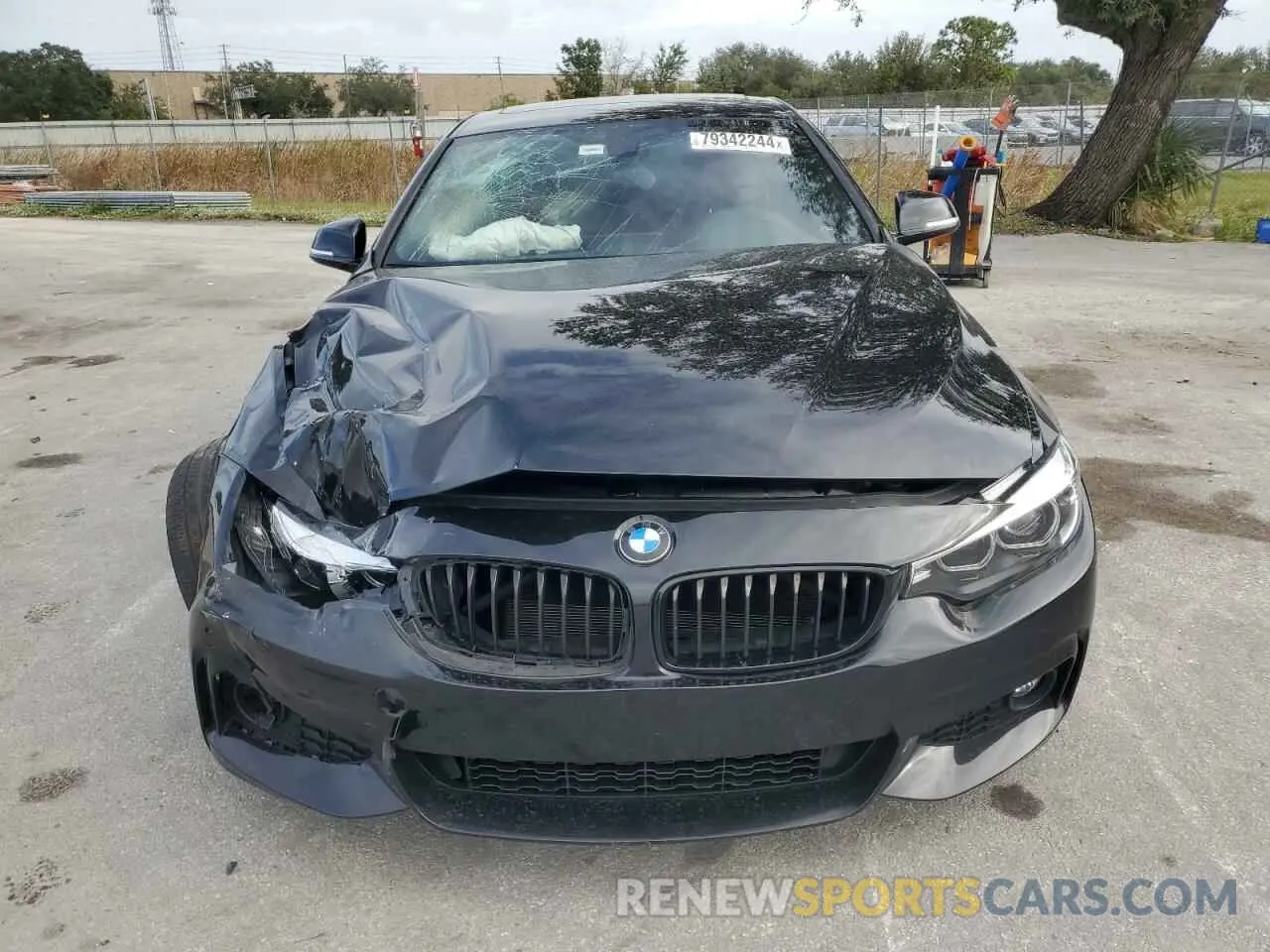 5 Photograph of a damaged car WBA4W3C52KAF91535 BMW 4 SERIES 2019