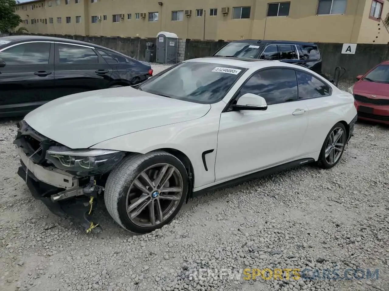 1 Фотография поврежденного автомобиля WBA4W3C54KAF92329 BMW 4 SERIES 2019