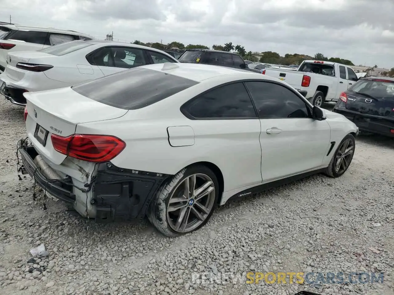 3 Фотография поврежденного автомобиля WBA4W3C54KAF92329 BMW 4 SERIES 2019
