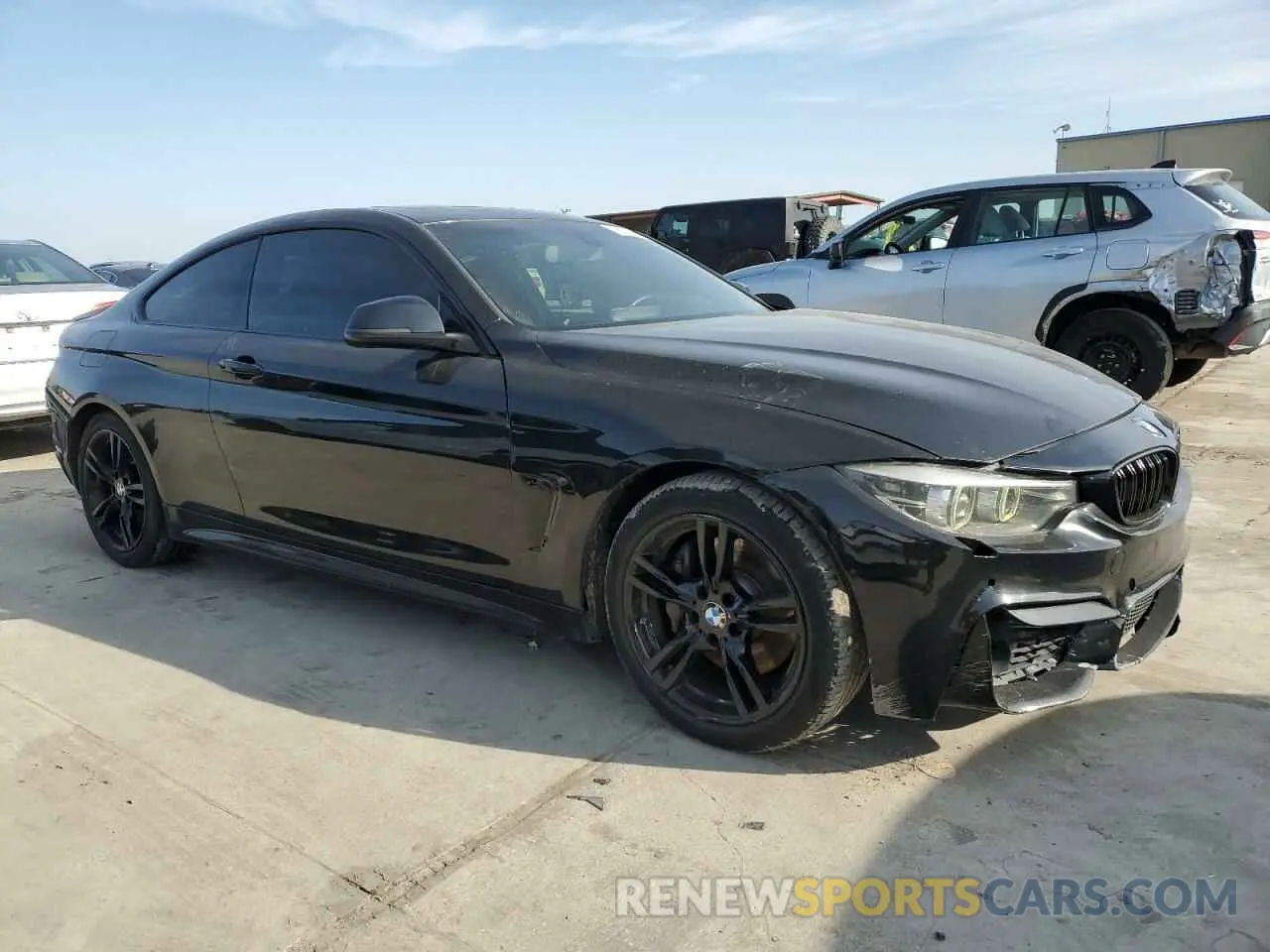 4 Photograph of a damaged car WBA4W3C57KAF92003 BMW 4 SERIES 2019